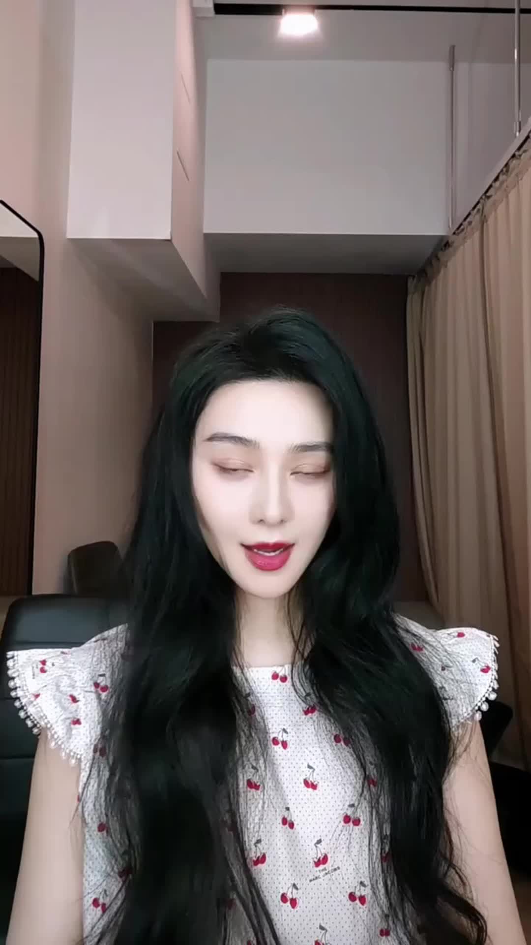 67e512178379bc64d1d55841